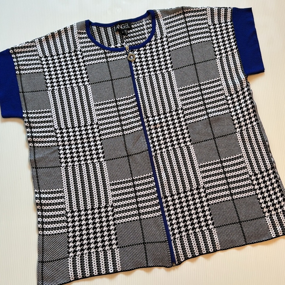 Angel zip poncho black, white & blue full zip,  houndstooth. Women’s size Medium